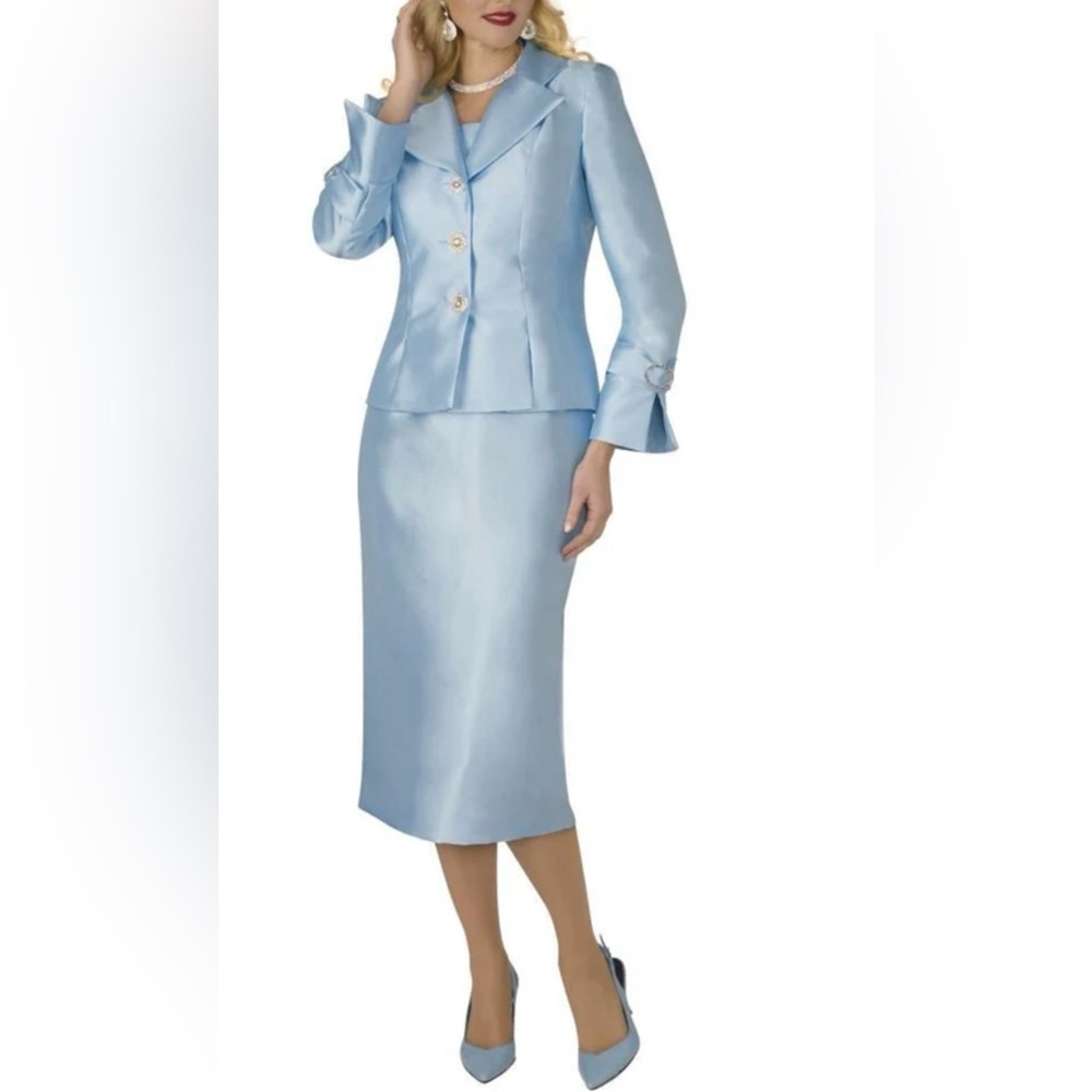 Lily & Taylor New York GORGEOUS LUXURY Women’s Suit 2pcs Size  6 Couture